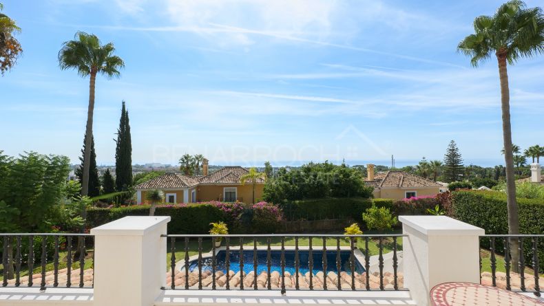 Galerie de photos - Villa avec vue sur la mer à El Paraiso, Estepona