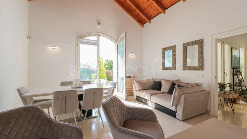 Galerie de photos - Villa avec vue sur la mer à El Paraiso, Estepona