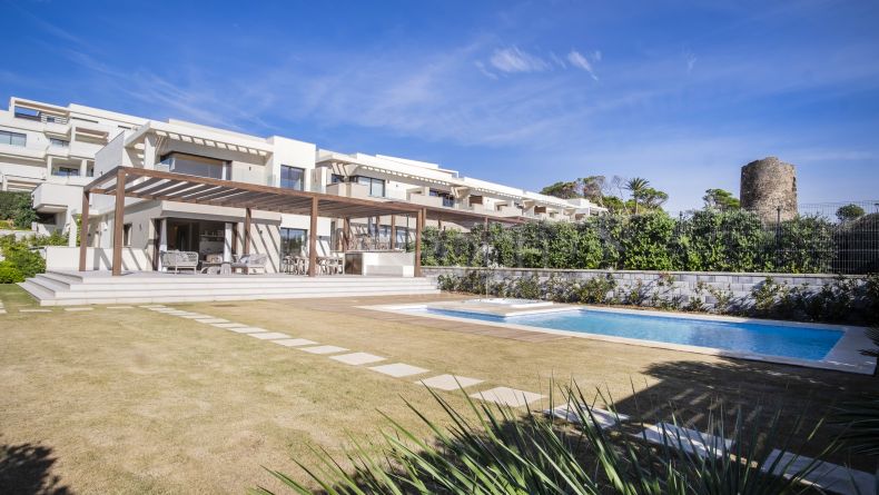 Galería de fotos - Villa en primera linea de playa en Velaya, Estepona