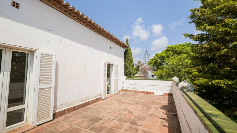 Galerie de photos - Villa de style méditerranéen sur le New Golden Mile, Estepona