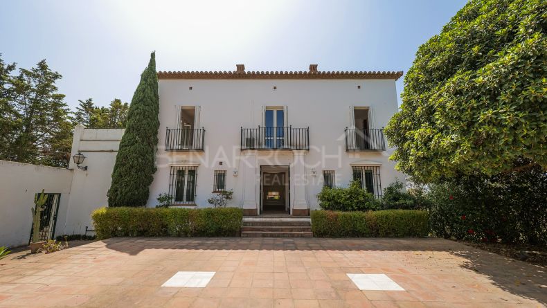 Galerie de photos - Villa de style méditerranéen sur le New Golden Mile, Estepona