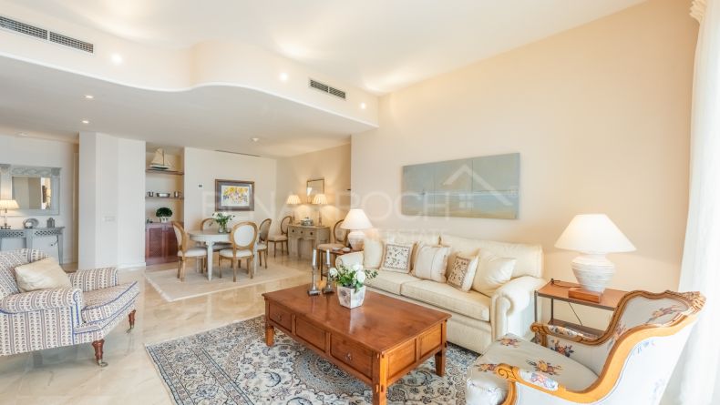 Galerie de photos - Appartement en bord de mer à Rio Real, Marbella Est