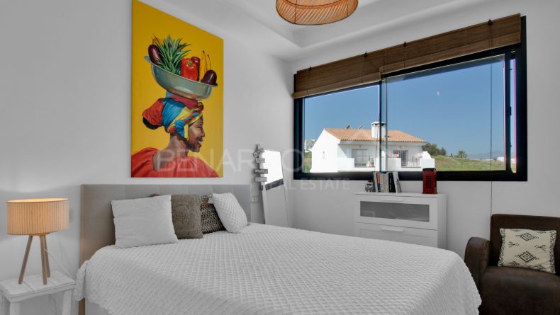 Galerie de photos - Impeccable penthouse avec piscine privée à El Campanario, Estepona
