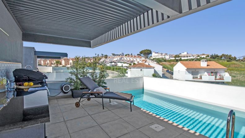 Galería de fotos - Impecable ático con piscina privada en El Campanario, Estepona