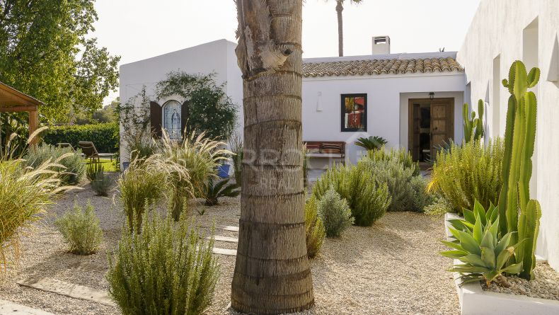 Galerie de photos - Villa de style ibicencan à Guadalmina Alta, San Pedro Alcantara
