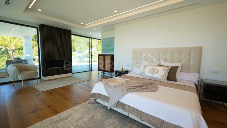 Galerie de photos - Villa de style contemporain à Rio Real, Marbella Est