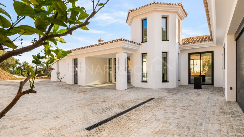 Photo gallery - Contemporary style villa in La Zagaleta, Benahavis