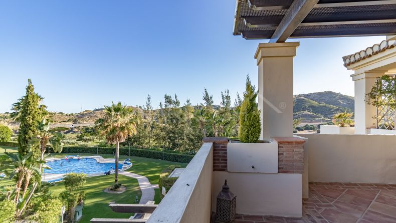 Galería de fotos - Apartamento en planta media en Capanes del Golf, Benahavis