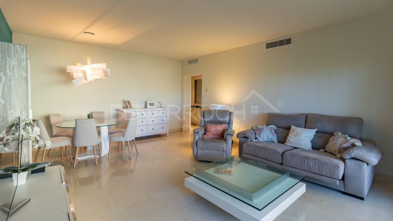 Galería de fotos - Apartamento en planta media en Capanes del Golf, Benahavis