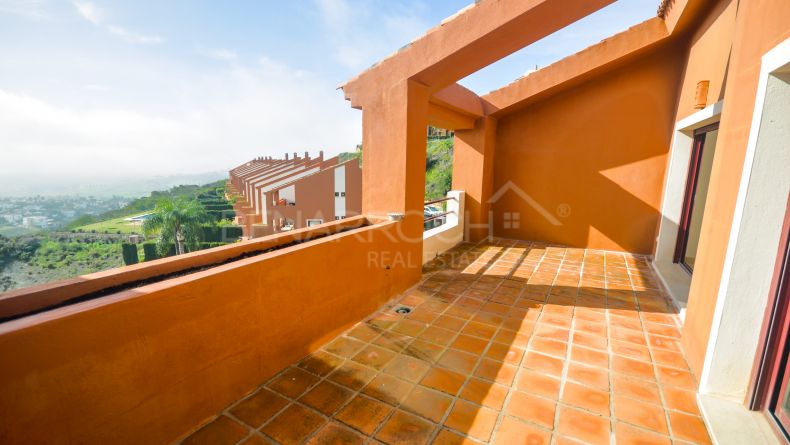 Galería de fotos - Casa adosada con vistas panorámicas al mar en Paraiso Alto, Benahavis, Malaga