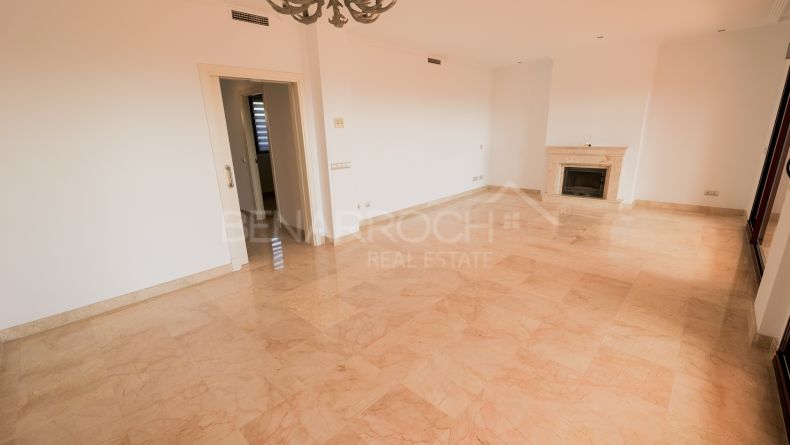 Galería de fotos - Casa adosada con vistas panorámicas al mar en Paraiso Alto, Benahavis, Malaga