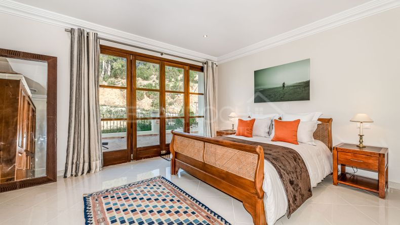 Photo gallery - Villa for sale in Altos de Estepona, Estepona