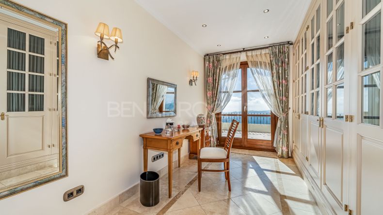 Photo gallery - Villa for sale in Altos de Estepona, Estepona