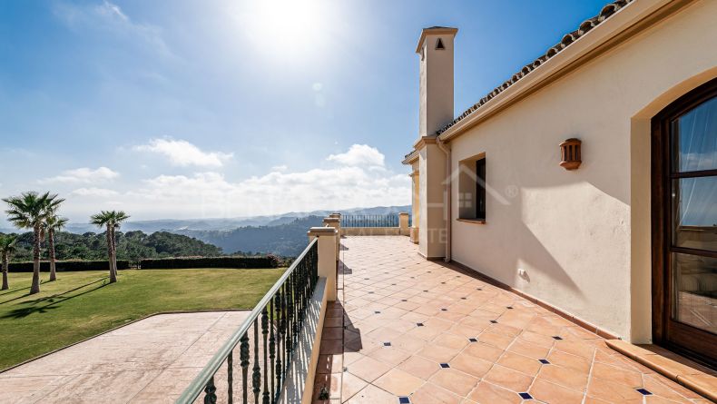 Photo gallery - Villa for sale in Altos de Estepona, Estepona
