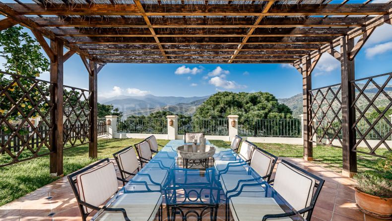 Photo gallery - Villa for sale in Altos de Estepona, Estepona