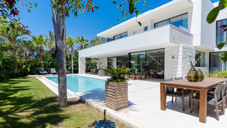 Photo gallery - Contemporary style villa in Marbesa, Marbella East