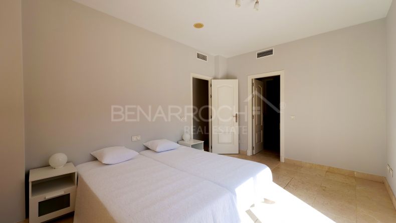 Photo gallery - Penthouse for rent in Benatalaya, Estepona