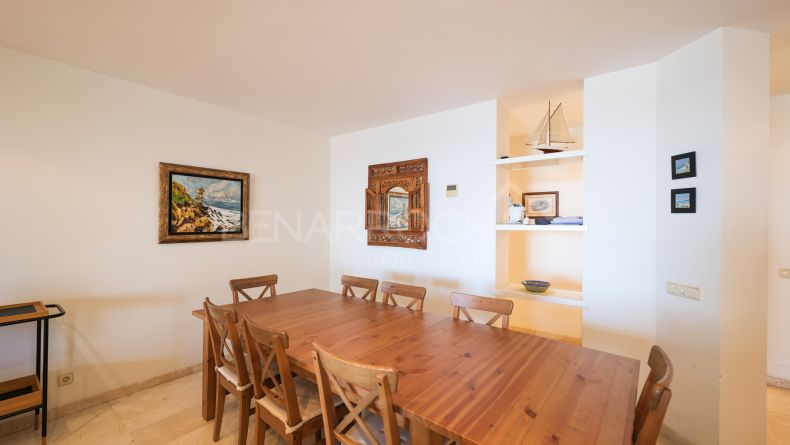 Galería de fotos - Apartamento en primera linea de playa en Rio Real Playa, Marbella Este