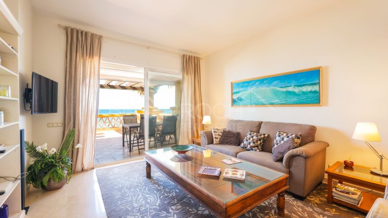 Galerie de photos - Appartement en bord de mer à Rio Real Playa, Marbella Est