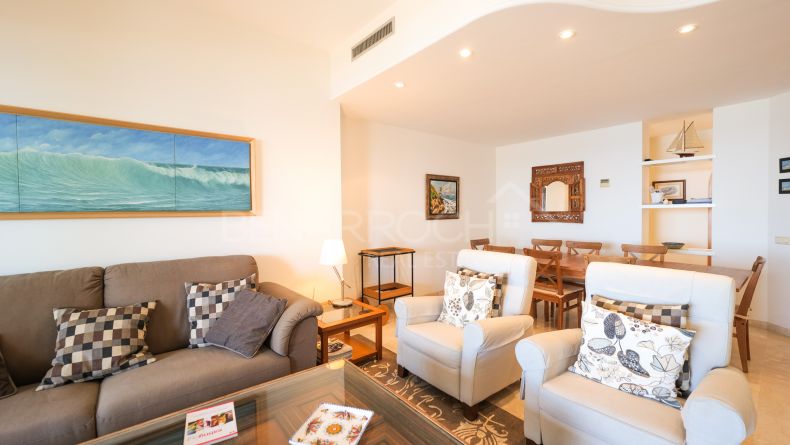 Galerie de photos - Appartement en bord de mer à Rio Real Playa, Marbella Est