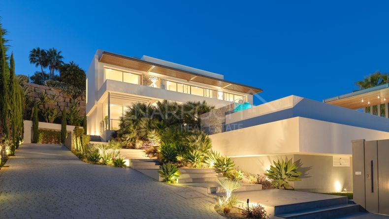 Galería de fotos - Villa de estilo contemporaneo en Capanes Sur, Benahavis, Malaga