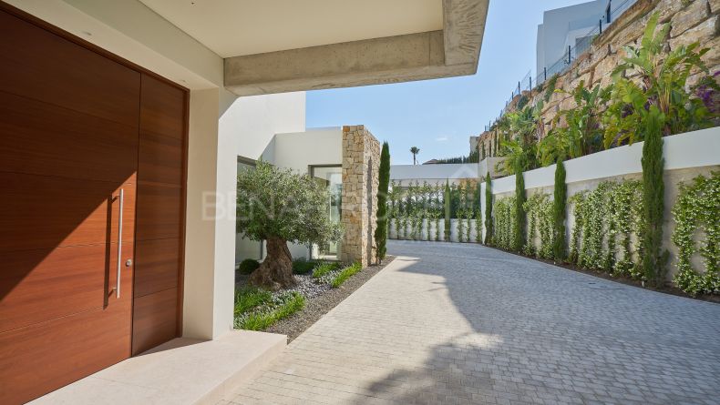 Galería de fotos - Villa de estilo contemporaneo en Capanes Sur, Benahavis, Malaga