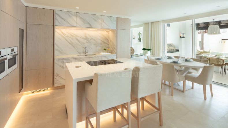 Galerie de photos - Appartement rénové à Puente Romano, Marbella Golden Mile