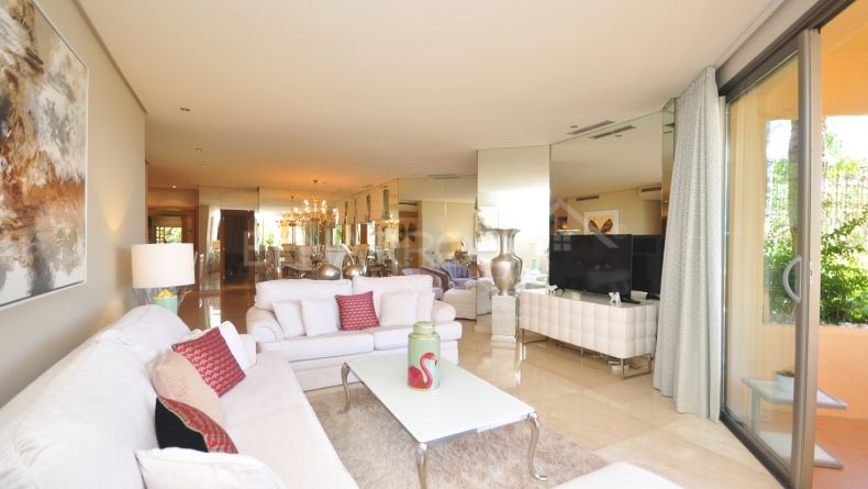 Photo gallery - Fantastic apartment in Mansion Club, Golden Mile, Marbella