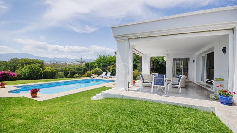 Photo gallery - Villa with stunning views in El Paraiso Medio, Estepona