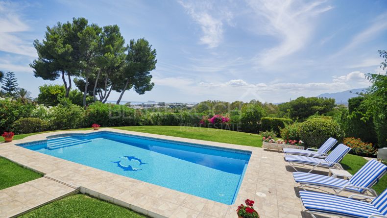 Galería de fotos - Villa con maravillosas vistas en El Paraiso Medio, Estepona