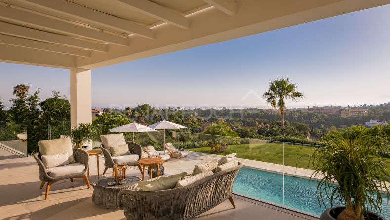 Photo gallery - Villa with breathtaking views in Elviria, Marbella East