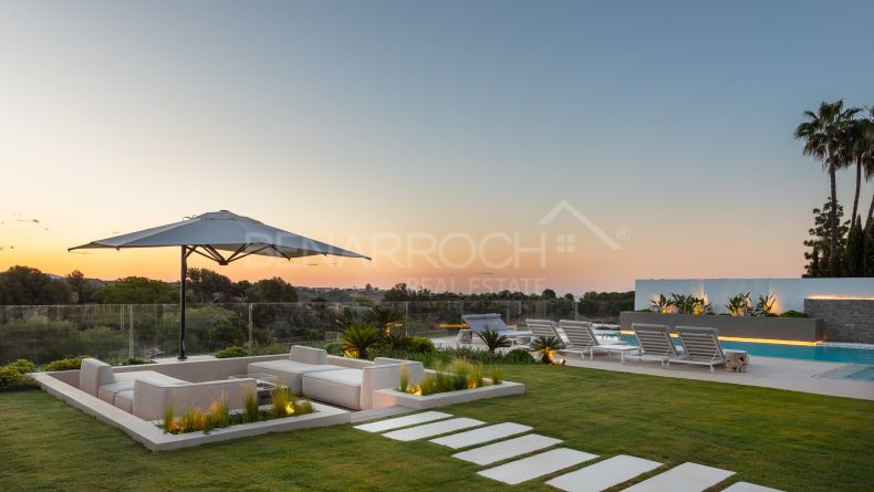 Photo gallery - Front line golf villa in Aloha, Nueva Andalucia