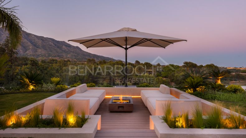 Photo gallery - Front line golf villa in Aloha, Nueva Andalucia