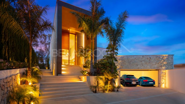 Photo gallery - Contemporary style villa in El Herrojo, Benahavis