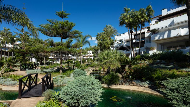 Galería de fotos - Apartamento de lujo en Puente Romano, Marbella Golden Mile
