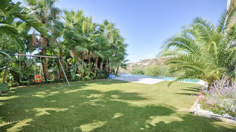 Photo gallery - Villa with sea views in La Alqueria, Benahavis
