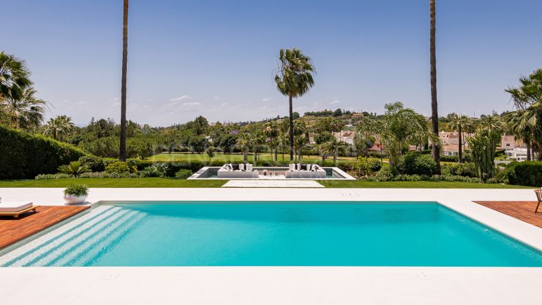 Galería de fotos - Villa en primera linea de golf en Los Naranjos, Nueva Andalucia