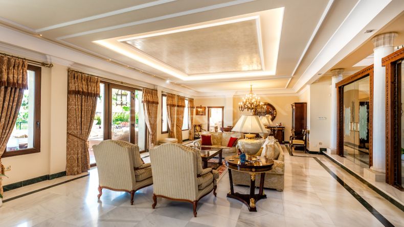 Galerie de photos - Villa de style classique dans la Sierra Blanca Marbella Golden Mile