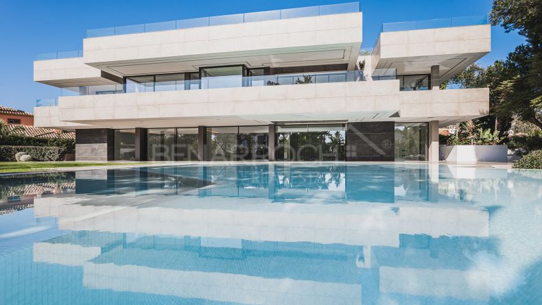 Galerie de photos - Villa moderne à Casasola, New Golden Mile à Estepona.