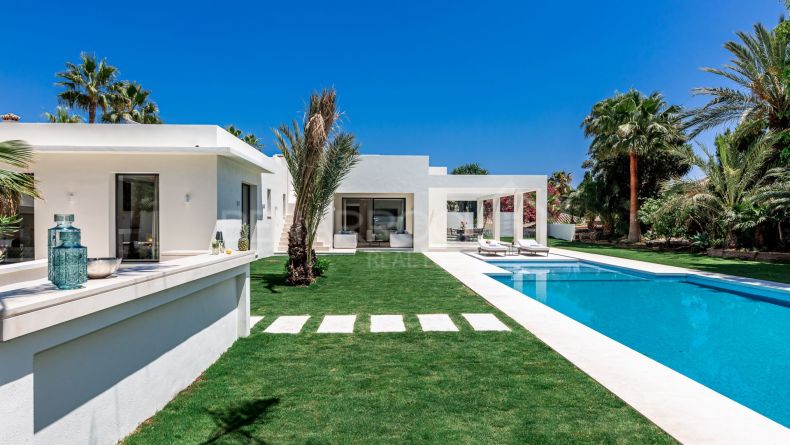 Galerie de photos - Villa sophistiquée et élégante à Marbesa, Marbella Est