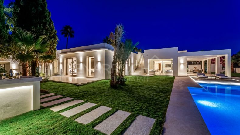 Galerie de photos - Villa sophistiquée et élégante à Marbesa, Marbella Est