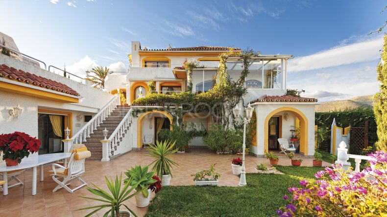 Villa in Las Lomas de Nueva Andalucia, Marbella