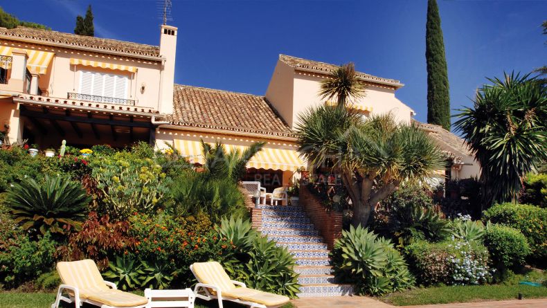 Galería de fotos - Villa de estilo andaluz en El Paraiso Alto, Benahavis