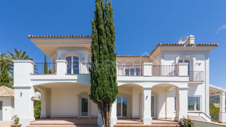 Mediterranean design villa in Santa Maria Golf, Marbella