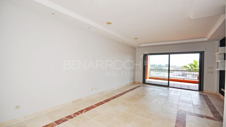 Photo gallery - Apartment with views in Benatalaya, Estepona