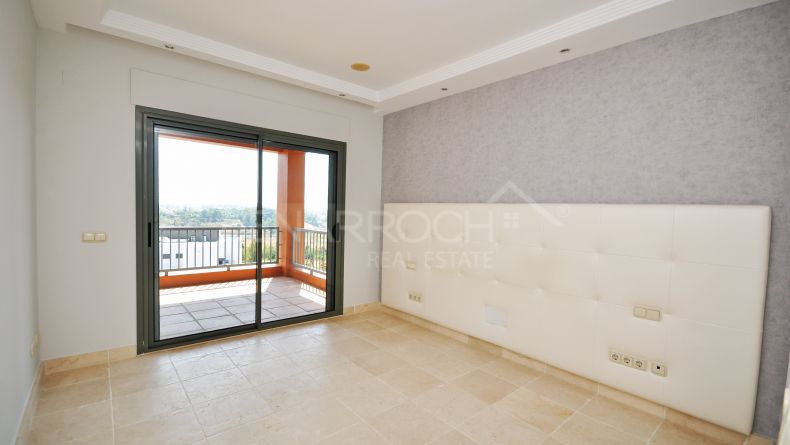 Photo gallery - Apartment with views in Benatalaya, Estepona