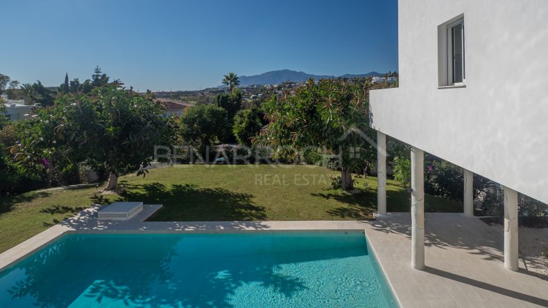 Galerie de photos - Villa avec vue sur la montagne à El Paraiso Medio, Estepona