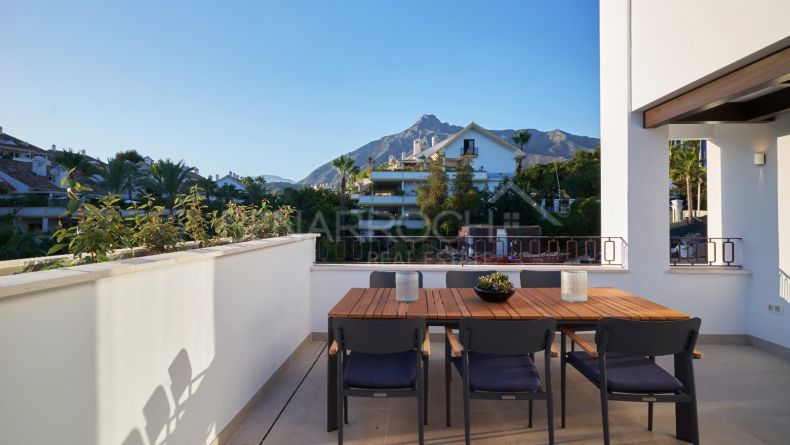 Photo gallery - Duplex penthouse in Lomas del Rey, Marbella Golden Mile