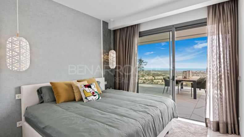 Photo gallery - Apartment for sale in Byu Hills, Benahavis