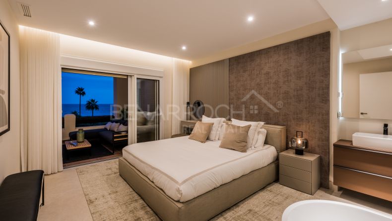 Galerie de photos - Appartement en première ligne de plage à Bahia del Velerin, Estepona